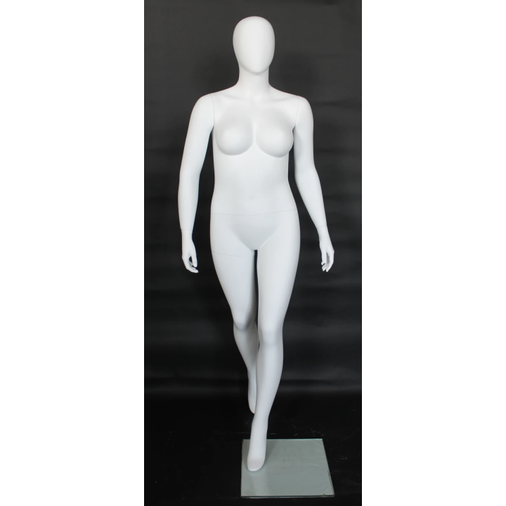 Plus Size Female Mannequin - Runway Lead Pose - PLUS-66